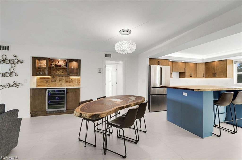 SUNSET BAY - Residential Lease