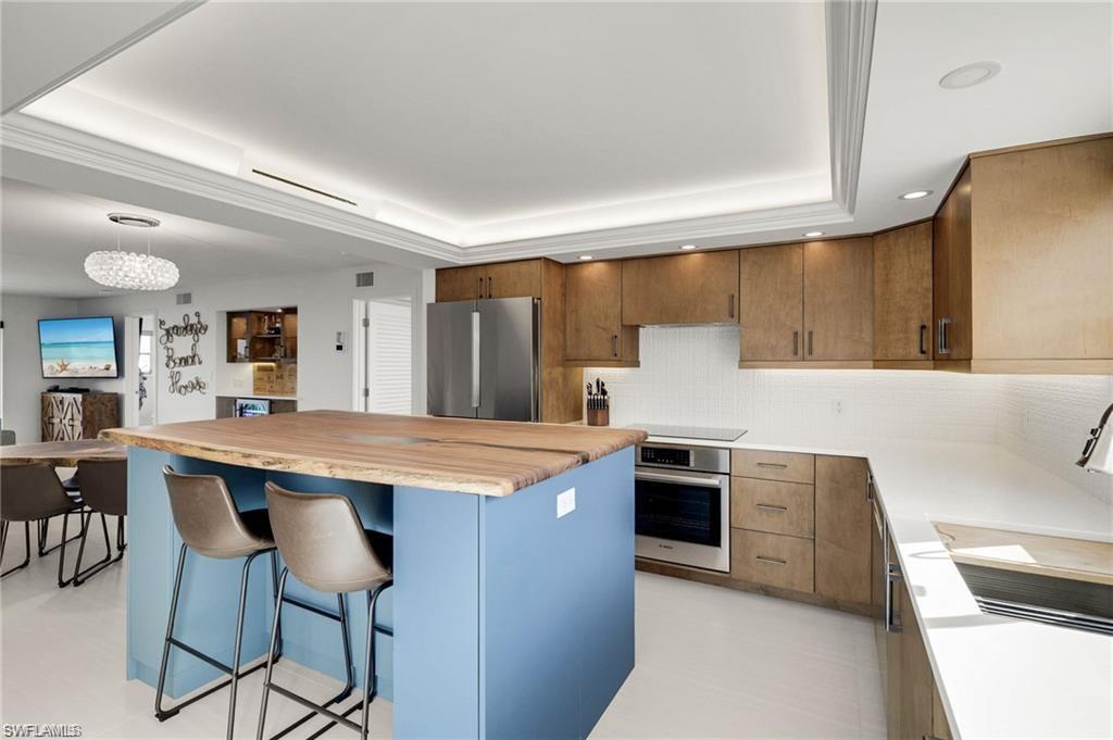 SUNSET BAY - Residential Lease