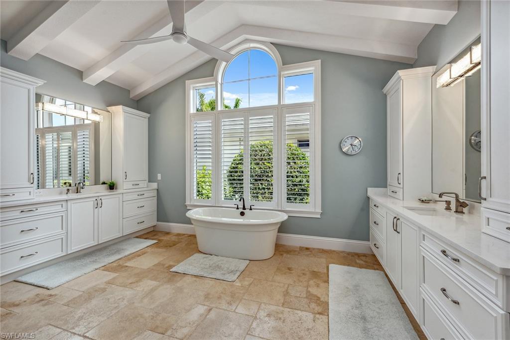 ISLA DEL SOL - Residential