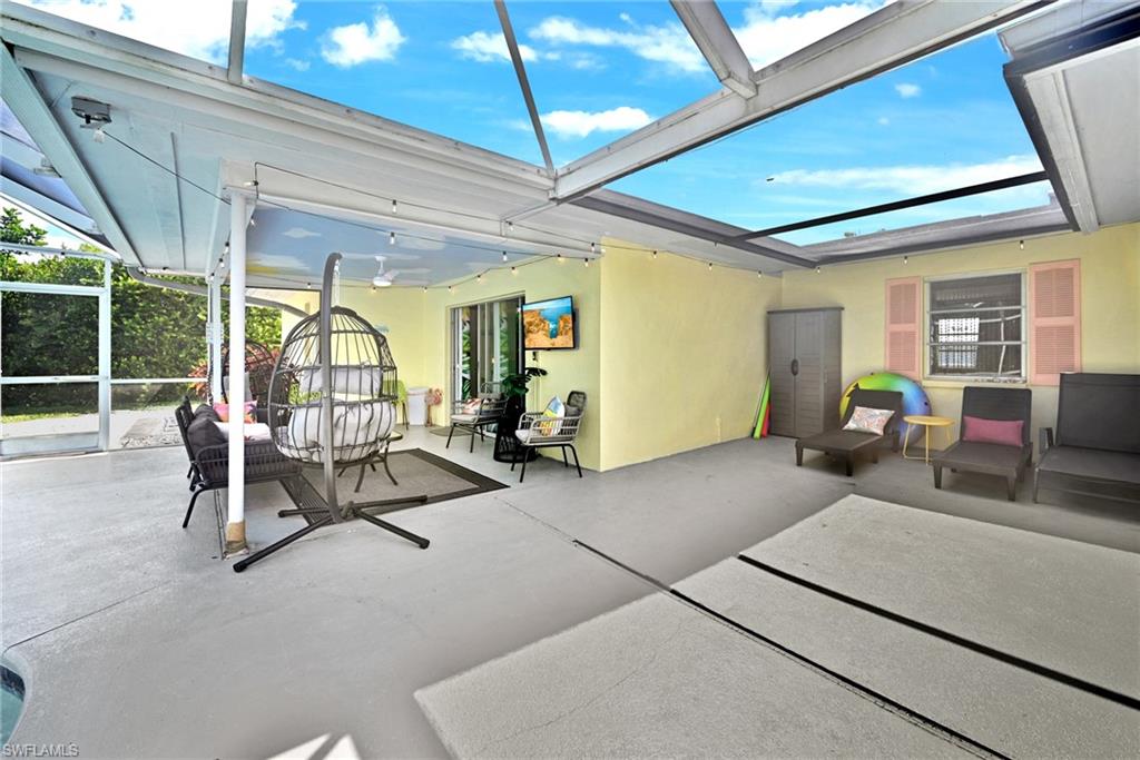 YACHT CLUB - Residential