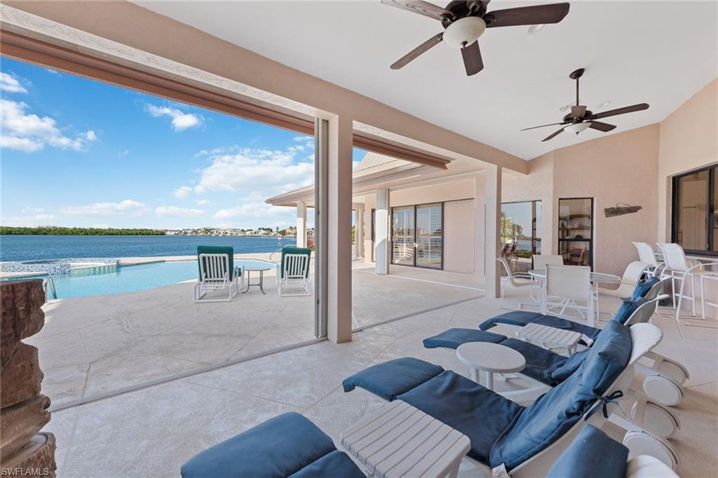 MARCO BEACH - Residential