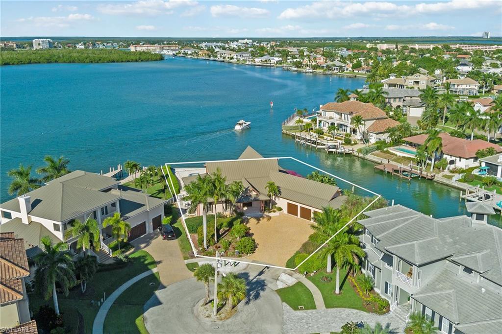 MARCO BEACH - Residential