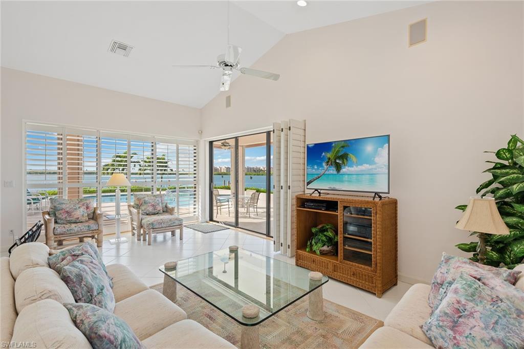 MARCO BEACH - Residential