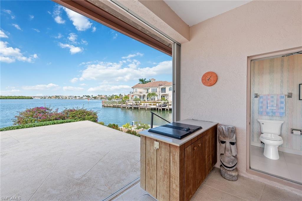 MARCO BEACH - Residential