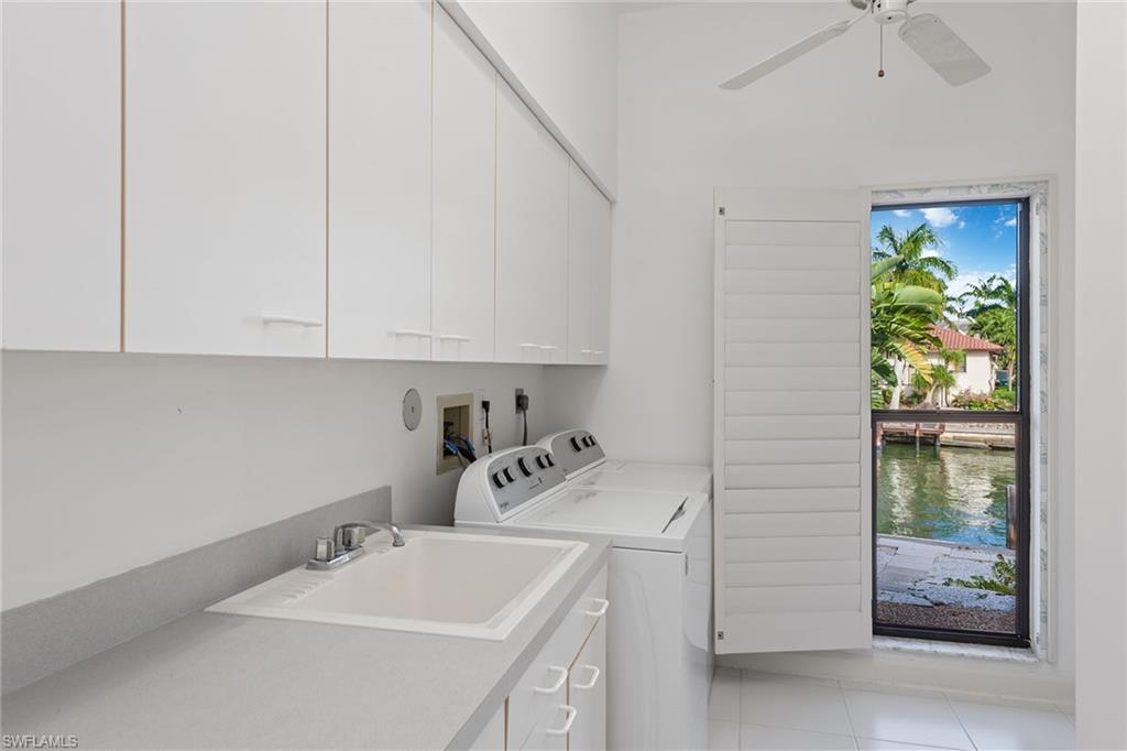 MARCO BEACH - Residential