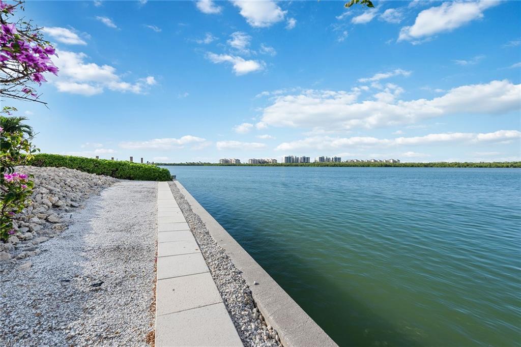 MARCO BEACH - Residential