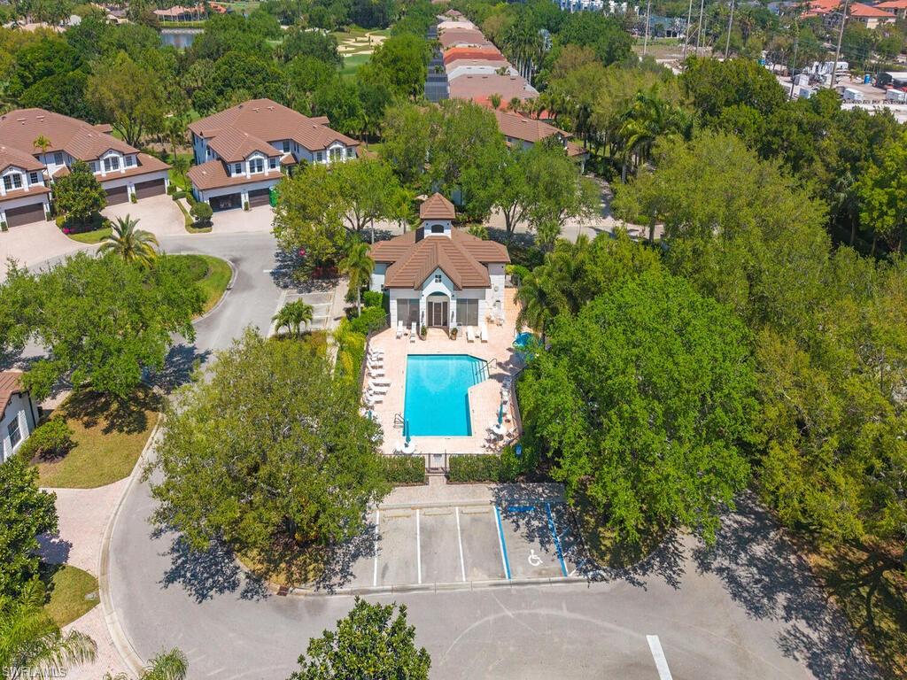 WELLINGTON PLACE - Residential