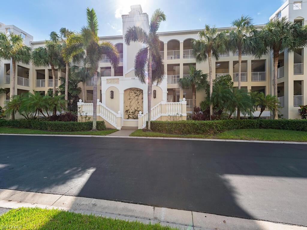 PEBBLE CREEK - Residential