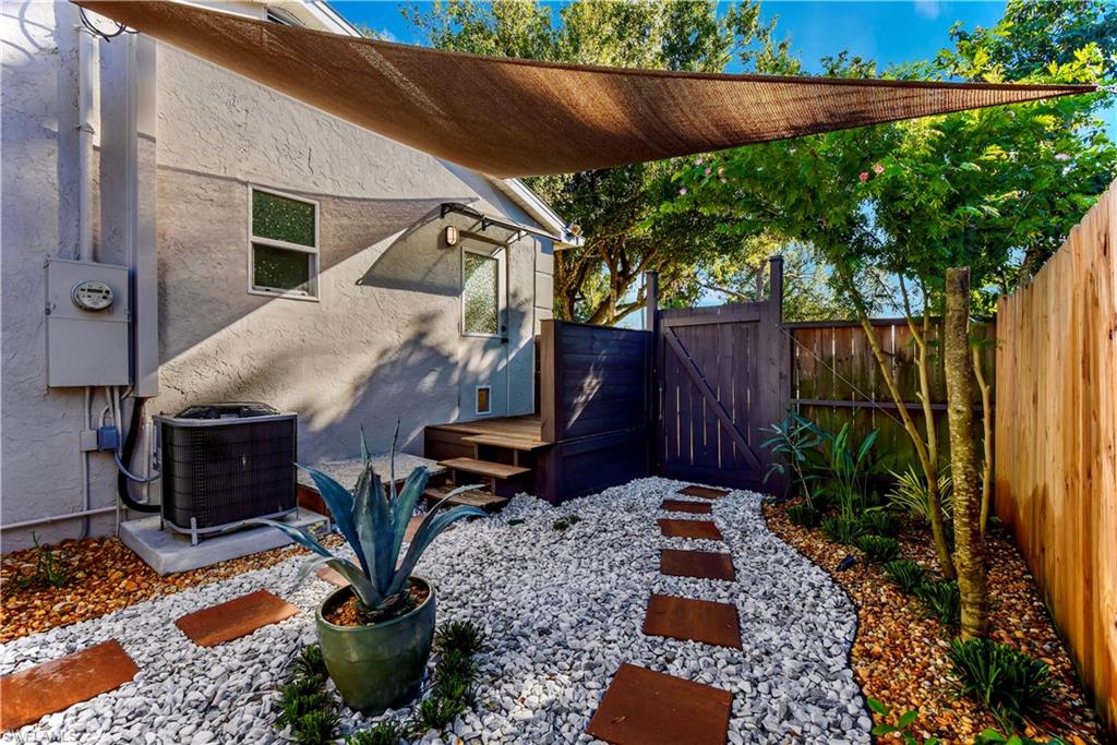 NORTH FORT MYERS - Residential