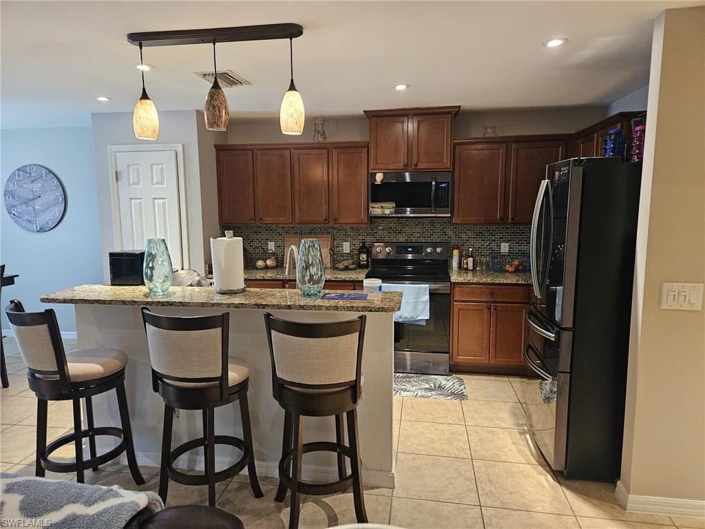 CAPE CORAL - Residential Lease