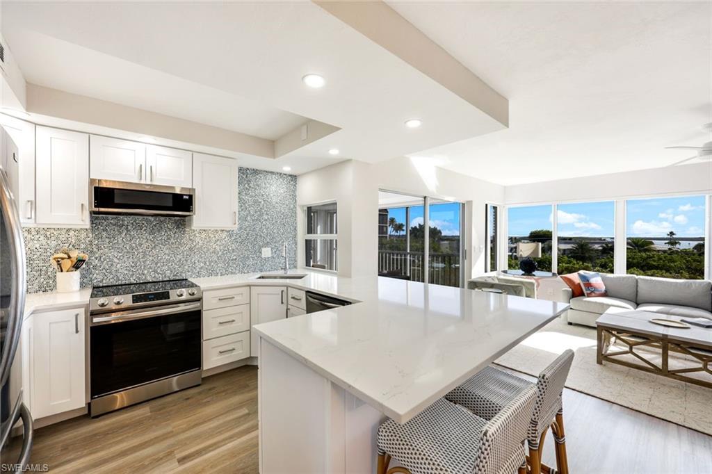 SOUTHERN BREEZE GARDENS - Residential