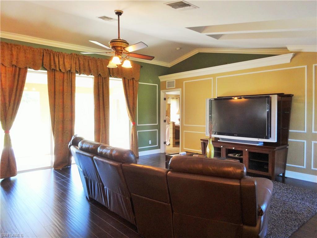 GOLDEN GATE ESTATES - Residential