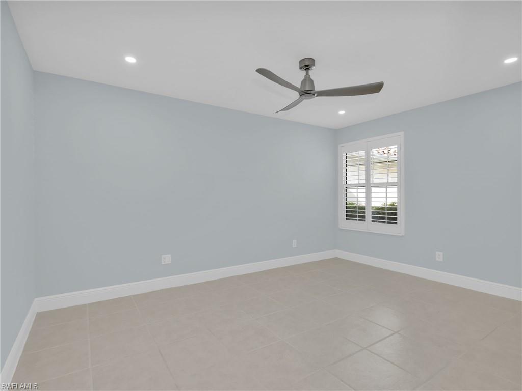 ISLAND WALK - Residential Lease