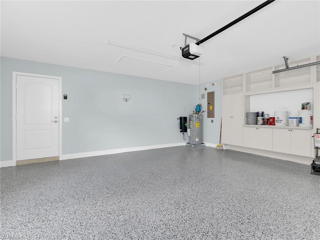 ISLAND WALK - Residential Lease