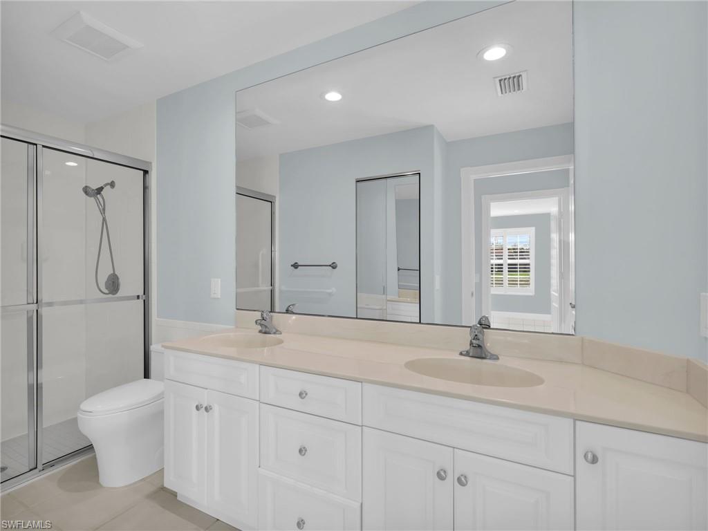 ISLAND WALK - Residential Lease