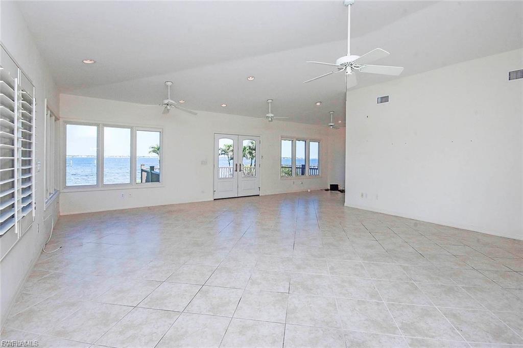 METES AND BOUNDS - Residential Lease