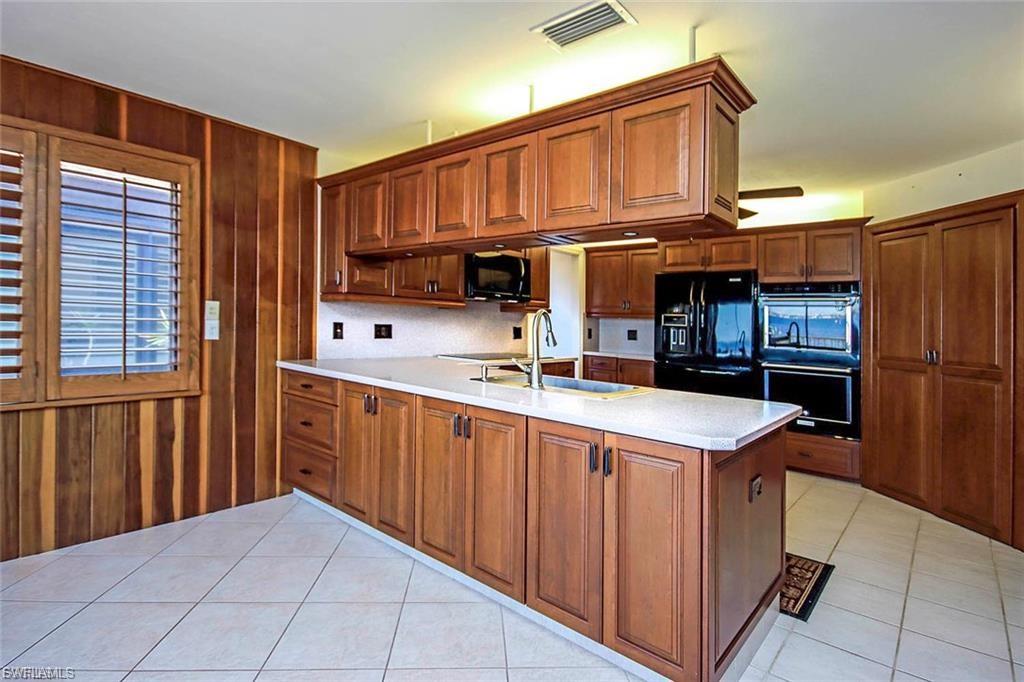 METES AND BOUNDS - Residential Lease