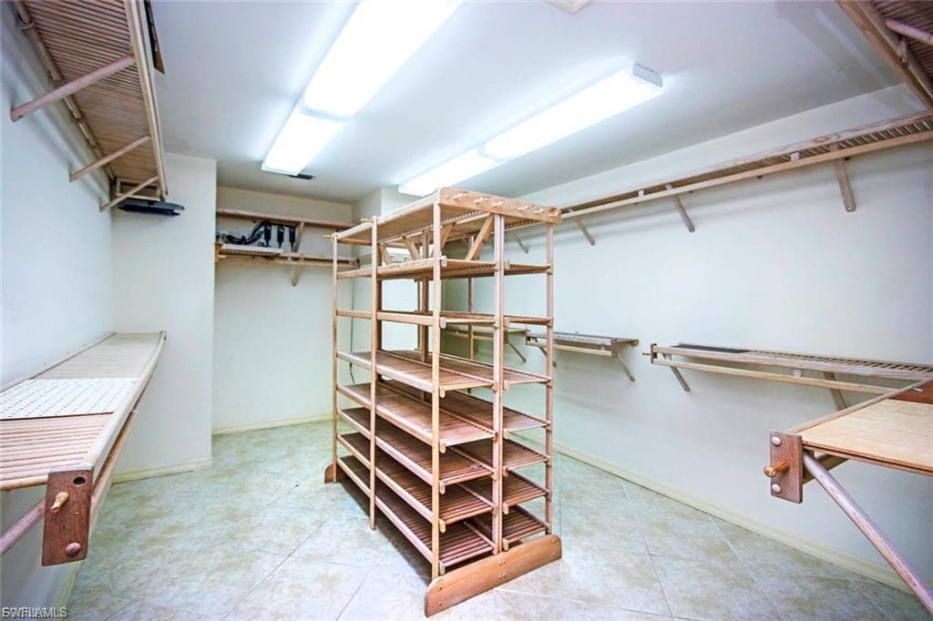 METES AND BOUNDS - Residential Lease