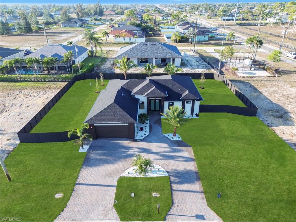 CAPE CORAL - Residential
