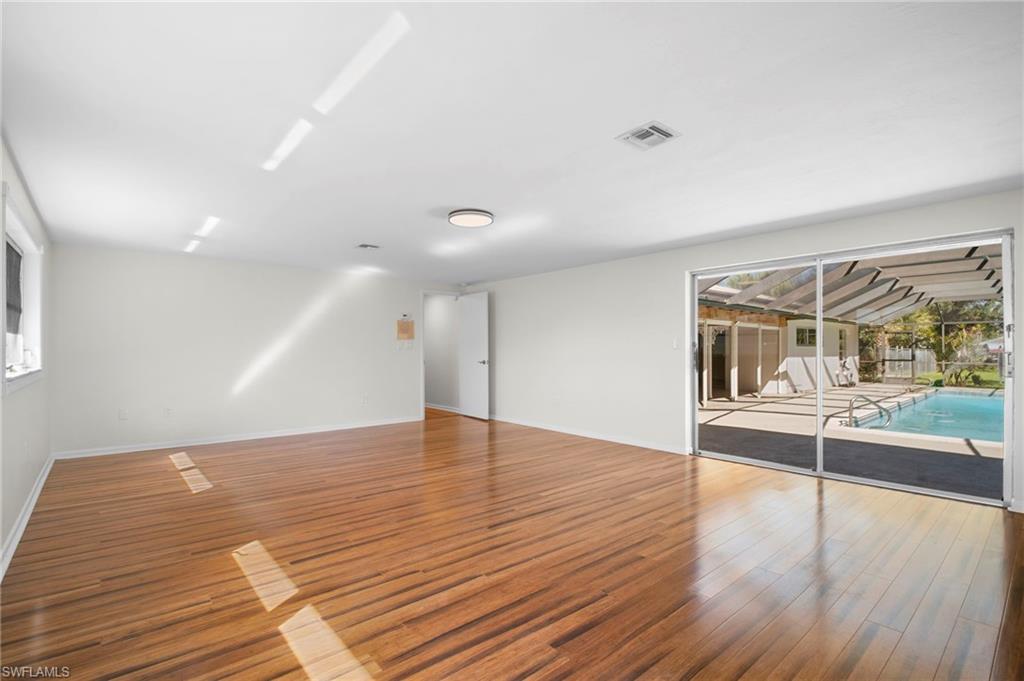 TANGLEWOOD - Residential