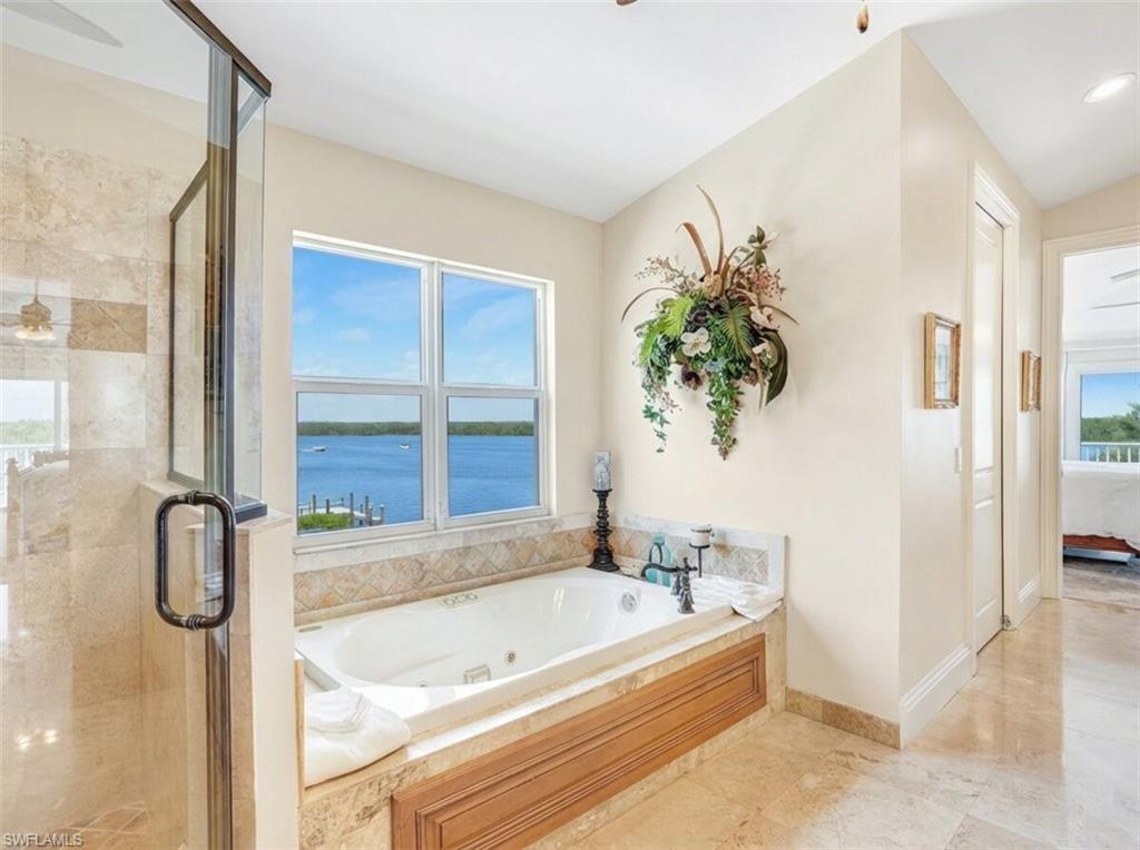 HOLIDAY HEIGHTS - Residential