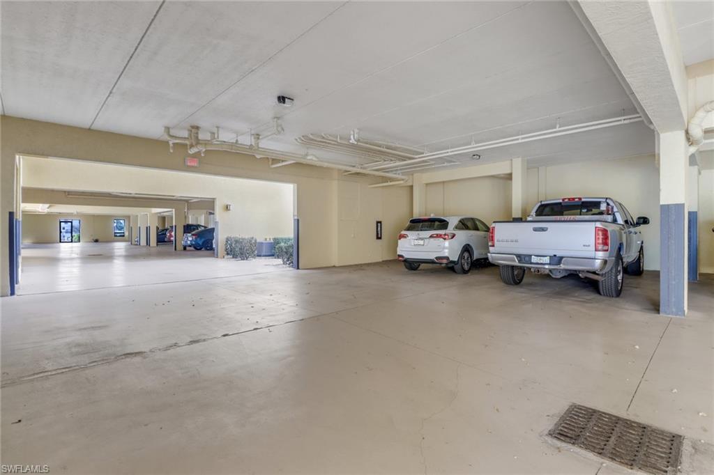 RIVERS CONDO - Residential