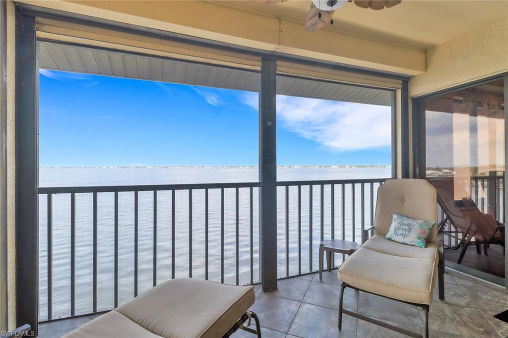 RIVERS CONDO - Residential