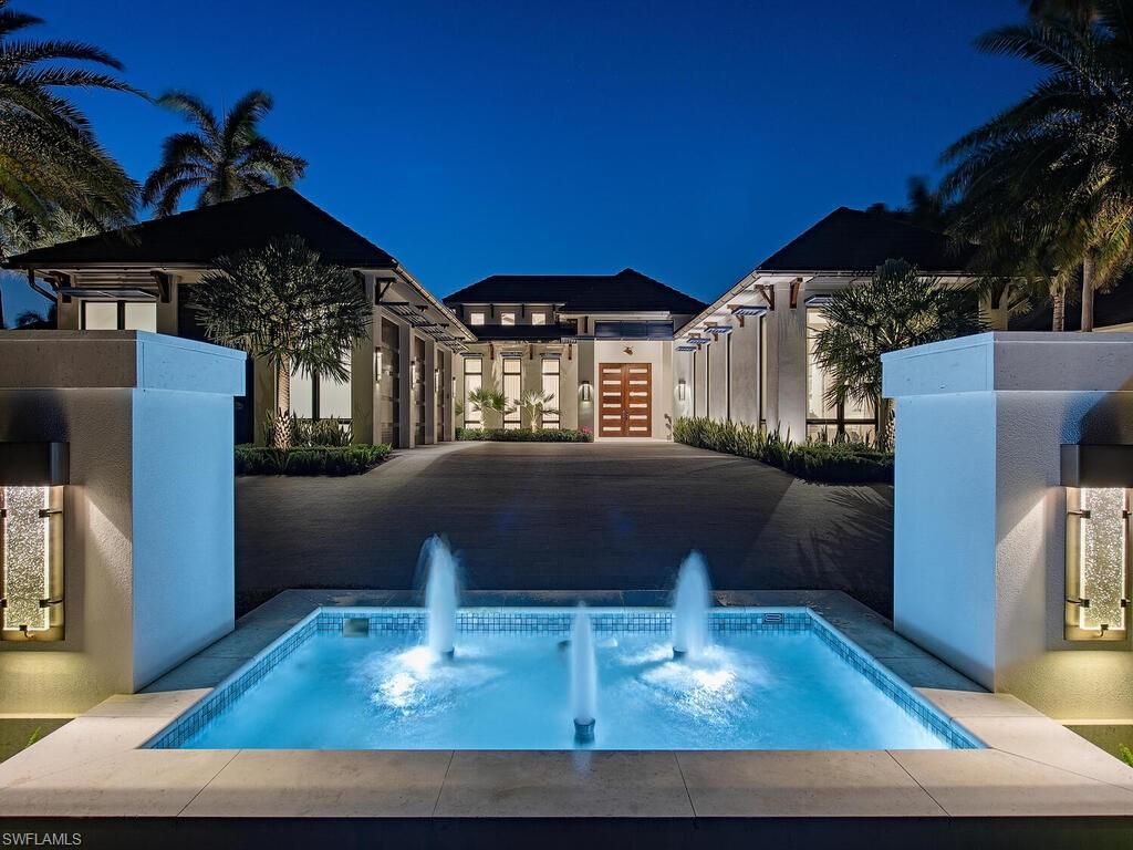 Photo of 661 Galleon DR, NAPLES, FL 34102 (MLS # 225049018)