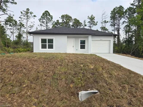 2602 18th St W, Lehigh Acres, FL 33971 - #: 225016013
