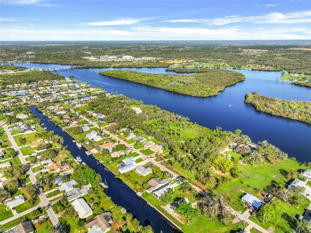 FORT MYERS SHORES - Residential