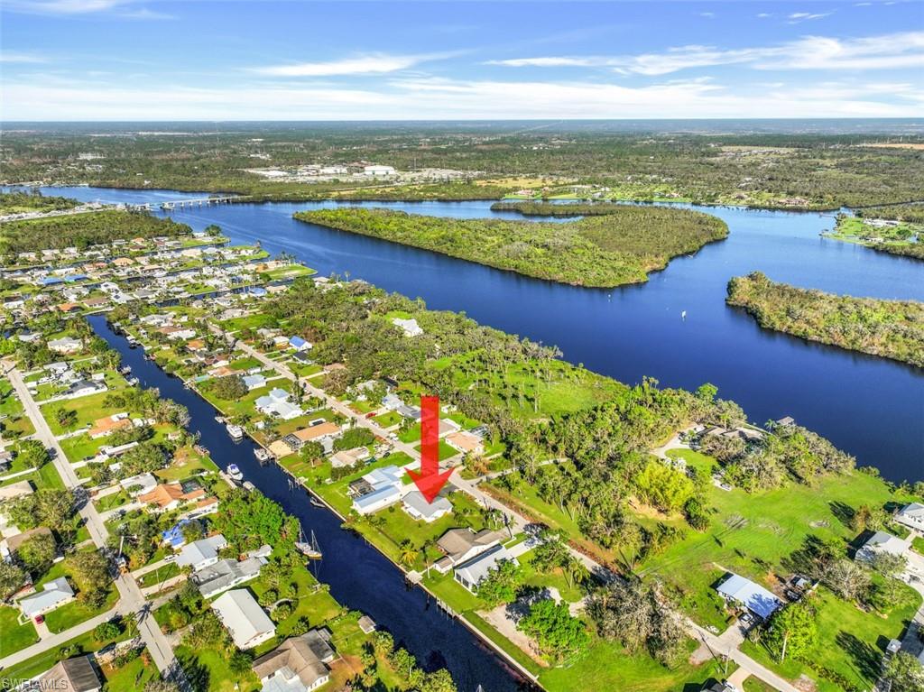 FORT MYERS SHORES - Residential