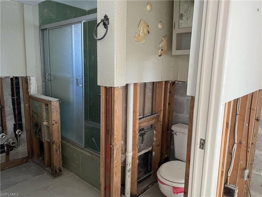 FORT MYERS SHORES - Residential