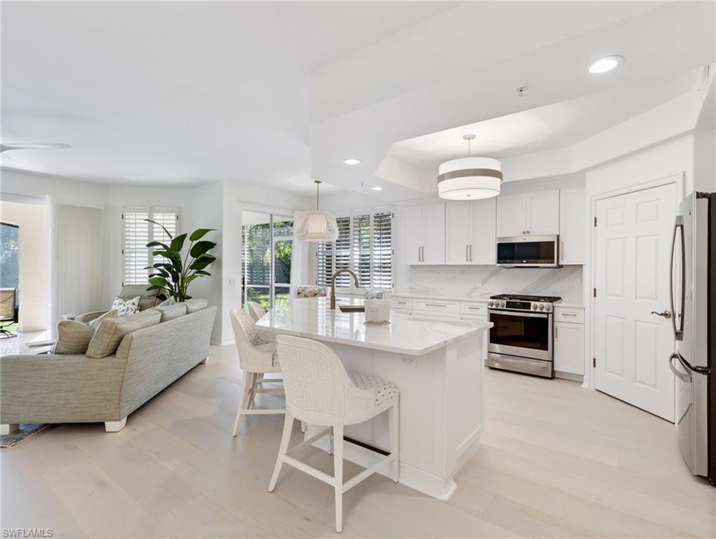 11029 Harbour Yacht CT 102