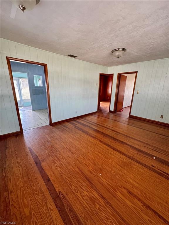 BONITA SHORES - Residential