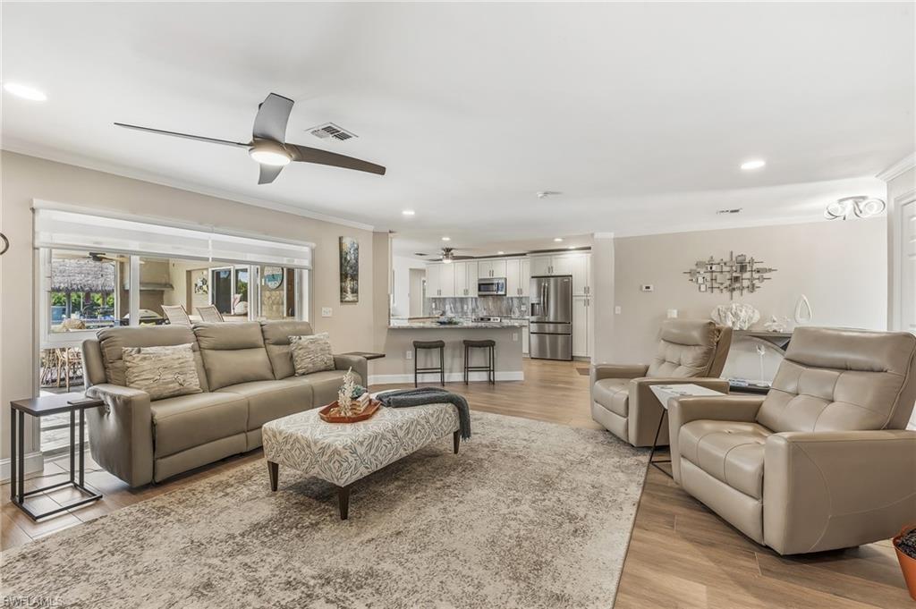 ISLAND PARK - Residential