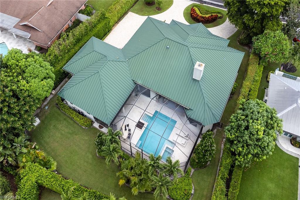 MOORINGS - Residential