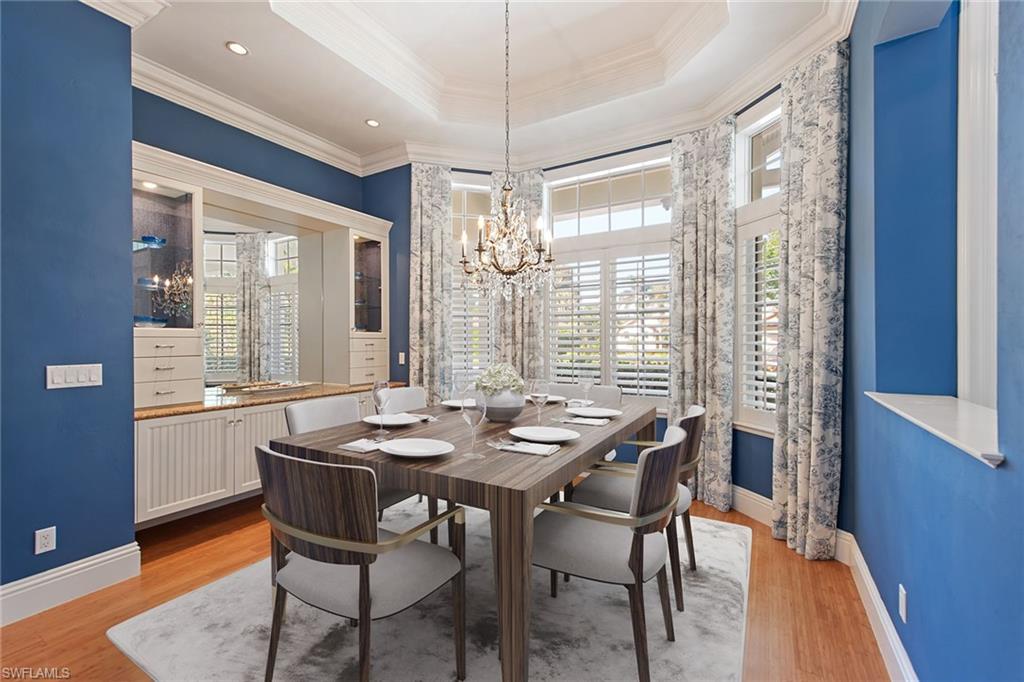 MOORINGS - Residential