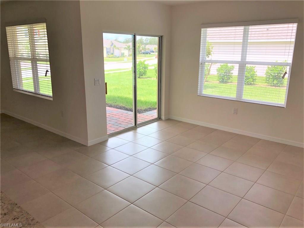 ENTRADA - Residential