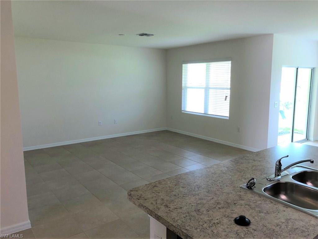 ENTRADA - Residential