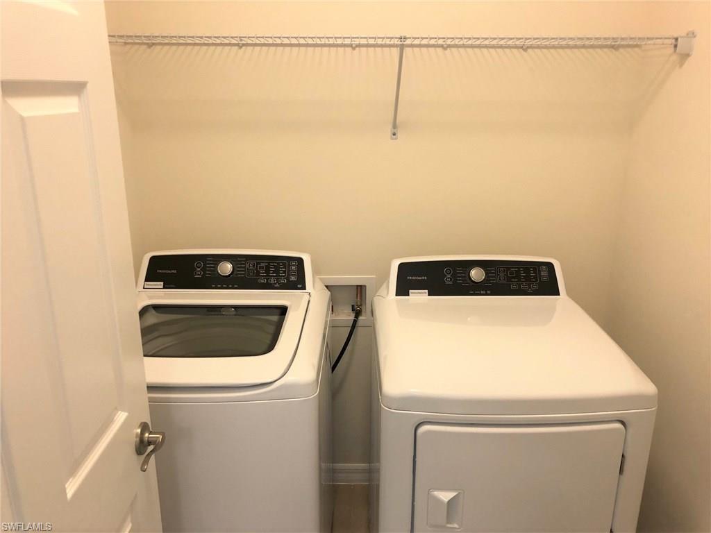 ENTRADA - Residential