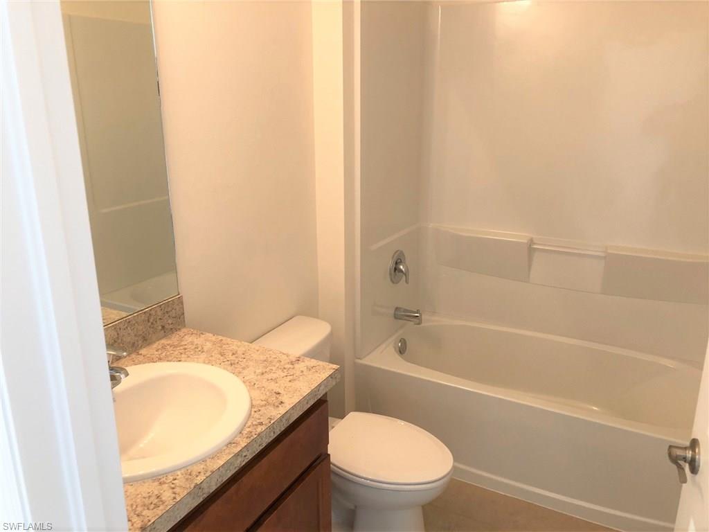 ENTRADA - Residential