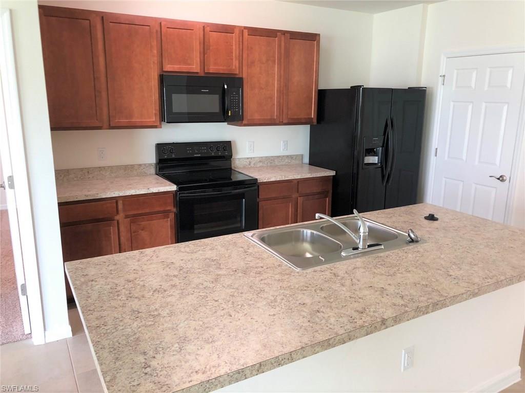 ENTRADA - Residential