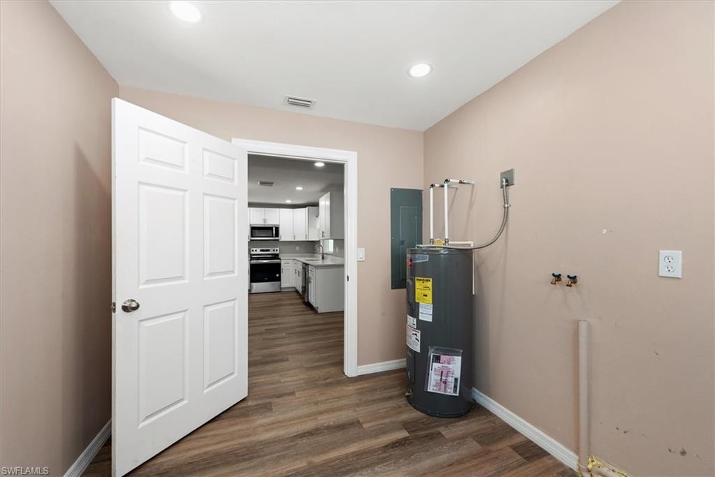 NORTH FORT MYERS - Residential