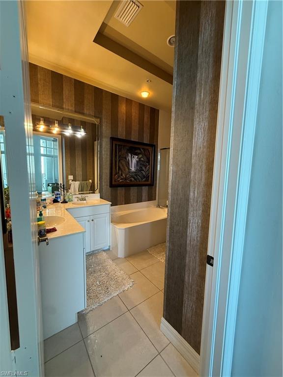 BEAU RIVAGE - Residential Lease