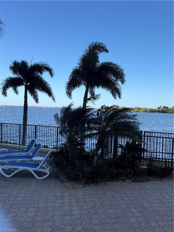 BEAU RIVAGE - Residential Lease