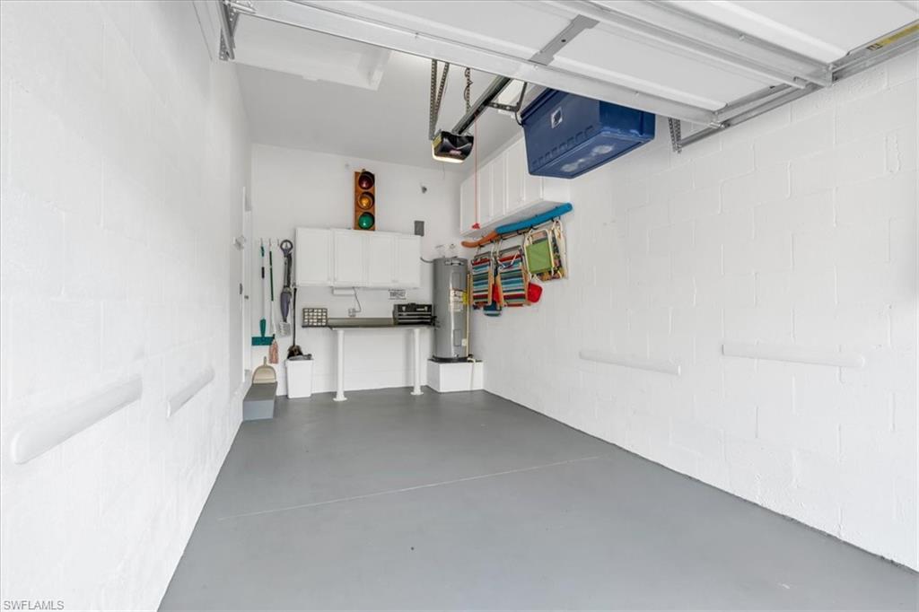 CREEKSIDE PRESERVE - Residential