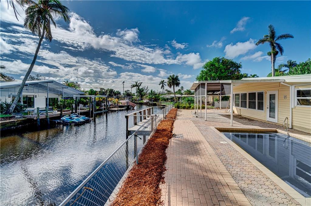 BROOKSIDE - Residential