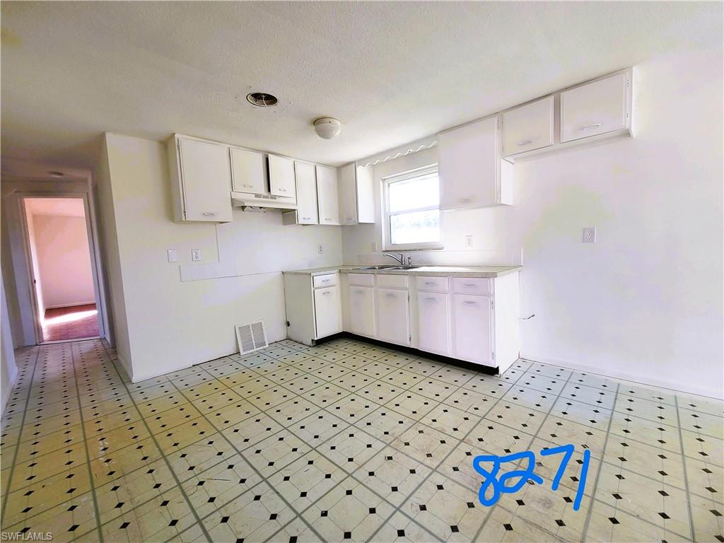 PINE LAKES COUNTRY CLUB - Residential