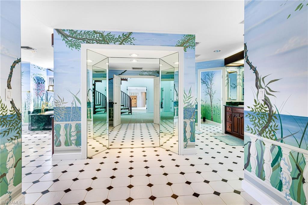 ST. CHARLES HARBOUR - Residential