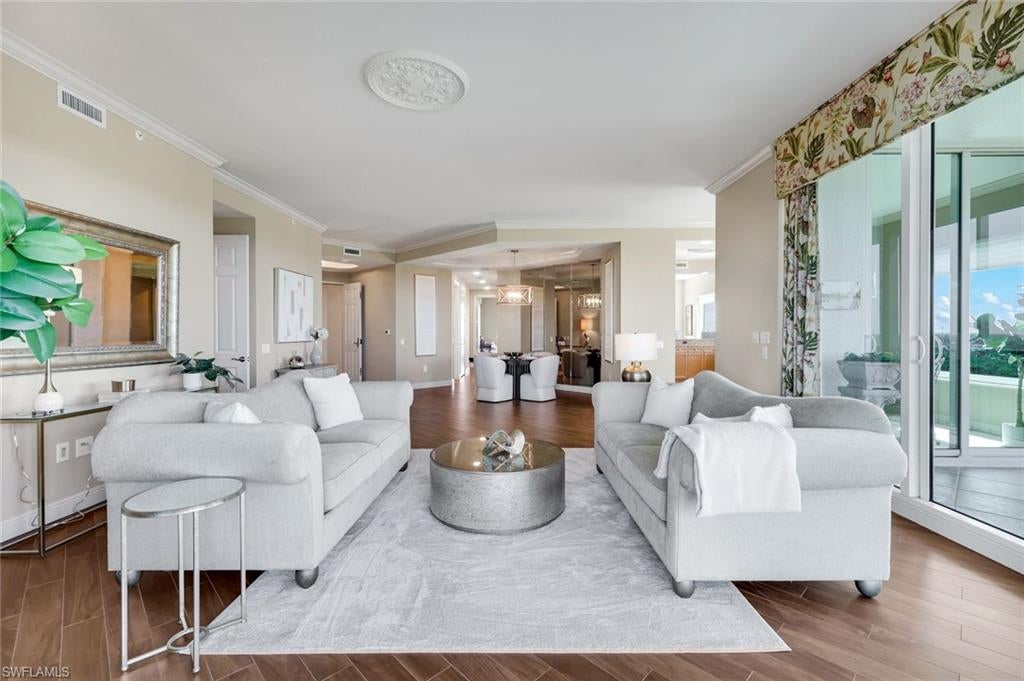 455 Cove Tower DR 1701